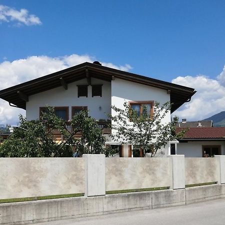 Haus-Elisabeth Διαμέρισμα Uderns Εξωτερικό φωτογραφία